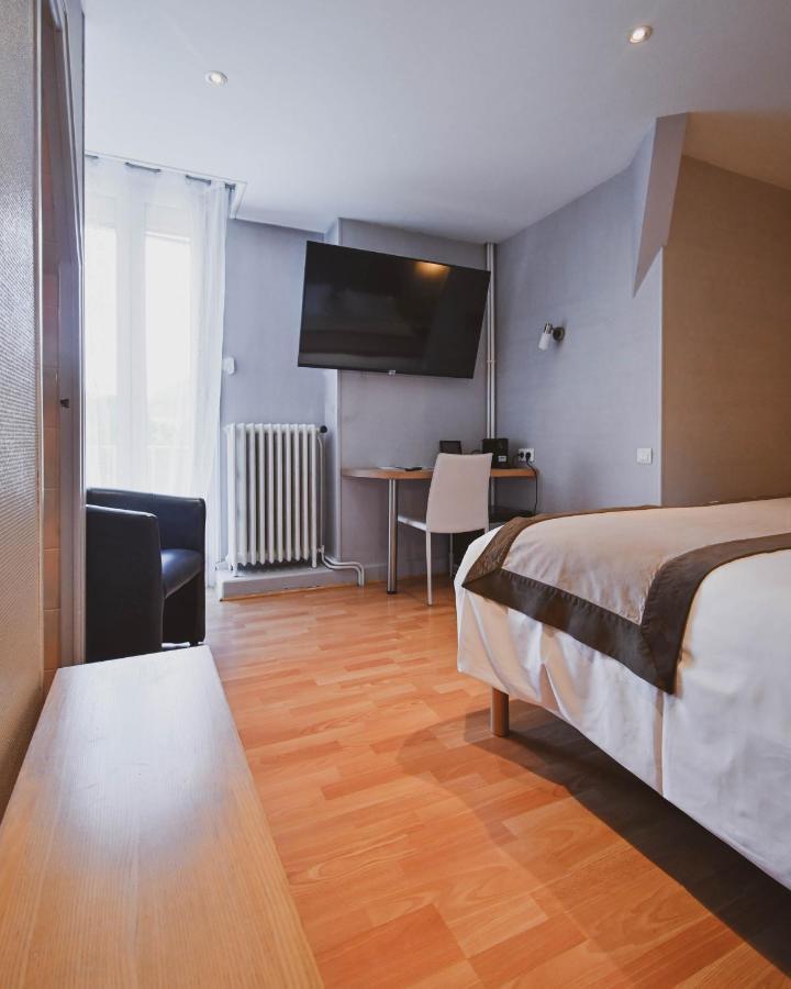 The Originals Boutique, Hotel Du Pont Roupt, Mende Exterior foto